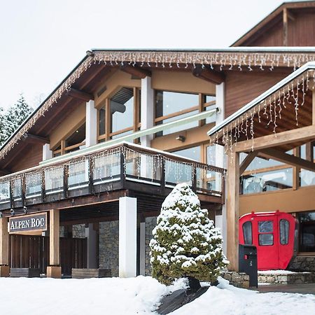 Hotel Alpen Roc La Clusaz Bagian luar foto